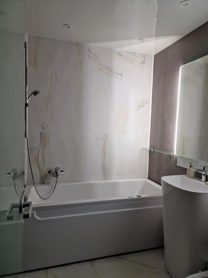 Marsselis Luxe Port Apartment Βάρνα Εξωτερικό φωτογραφία